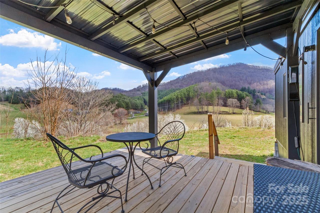 41 Hawks Ridge Estate #5, Burnsville, NC 28714