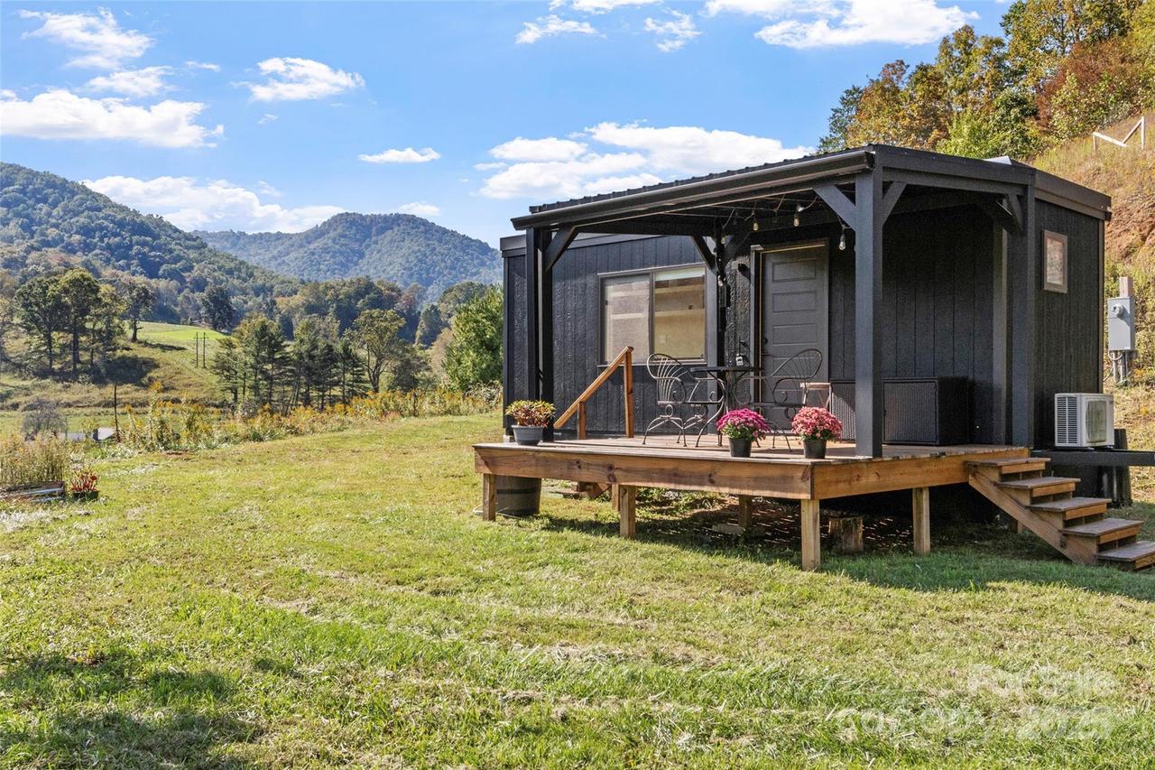 41 Hawks Ridge Estate #5, Burnsville, NC 28714