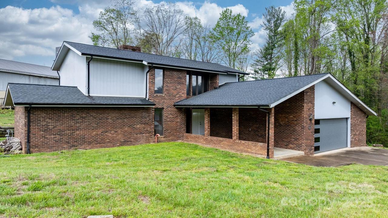 4101 Quarry Estates Rd., Hudson, NC 28638