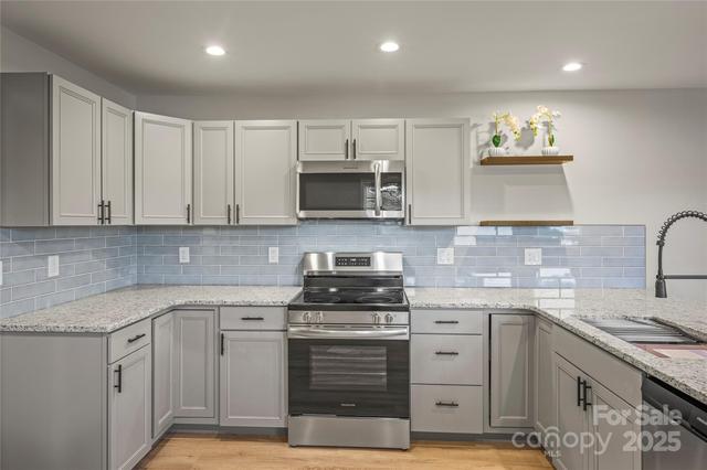 New Construction Homes For Sale This Week That Attend Stanley Middle: July 23rd to July 29th