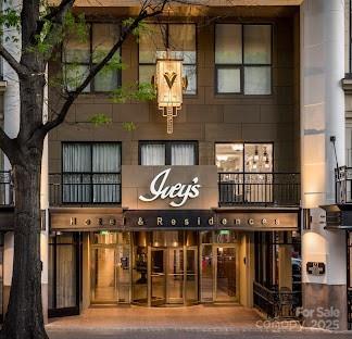 127 N Tryon St. #301, Charlotte, NC 28202