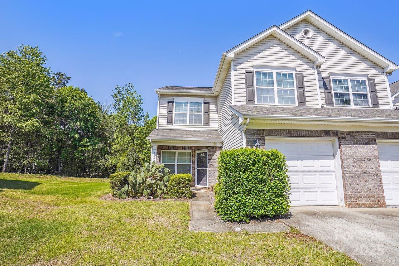 12027 Stratfield Place Cir., Pineville, NC 28134