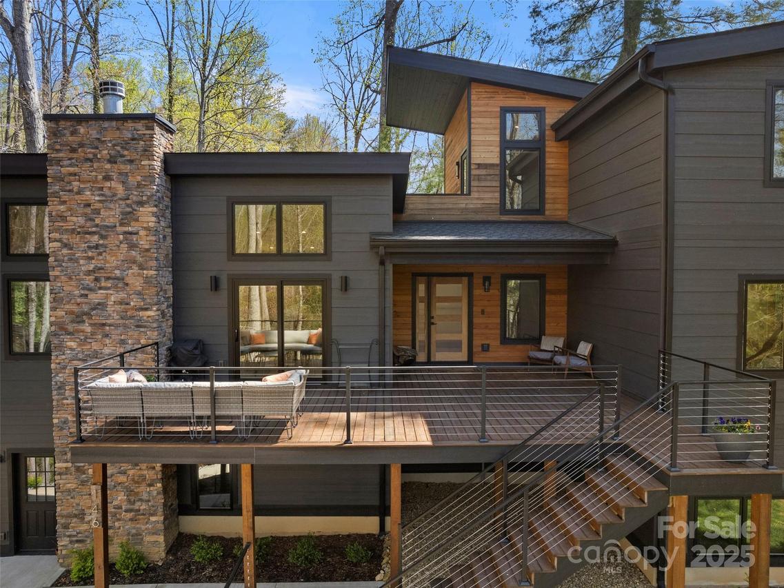 146 Timber Creek Rd., Hendersonville, NC 28739