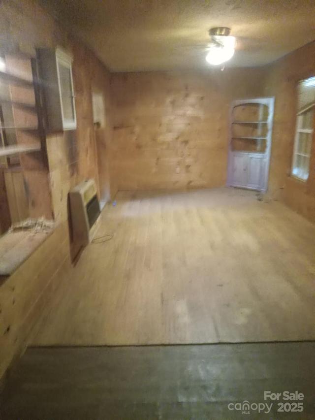 74 Round Top Rd., Mill Spring, NC 28756