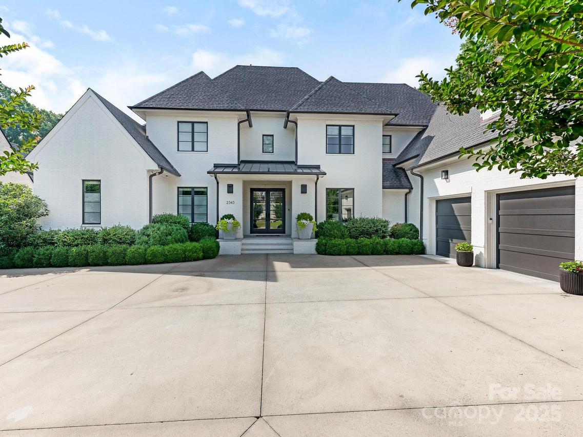 2343 Vernon Dr., Charlotte, NC 28211
