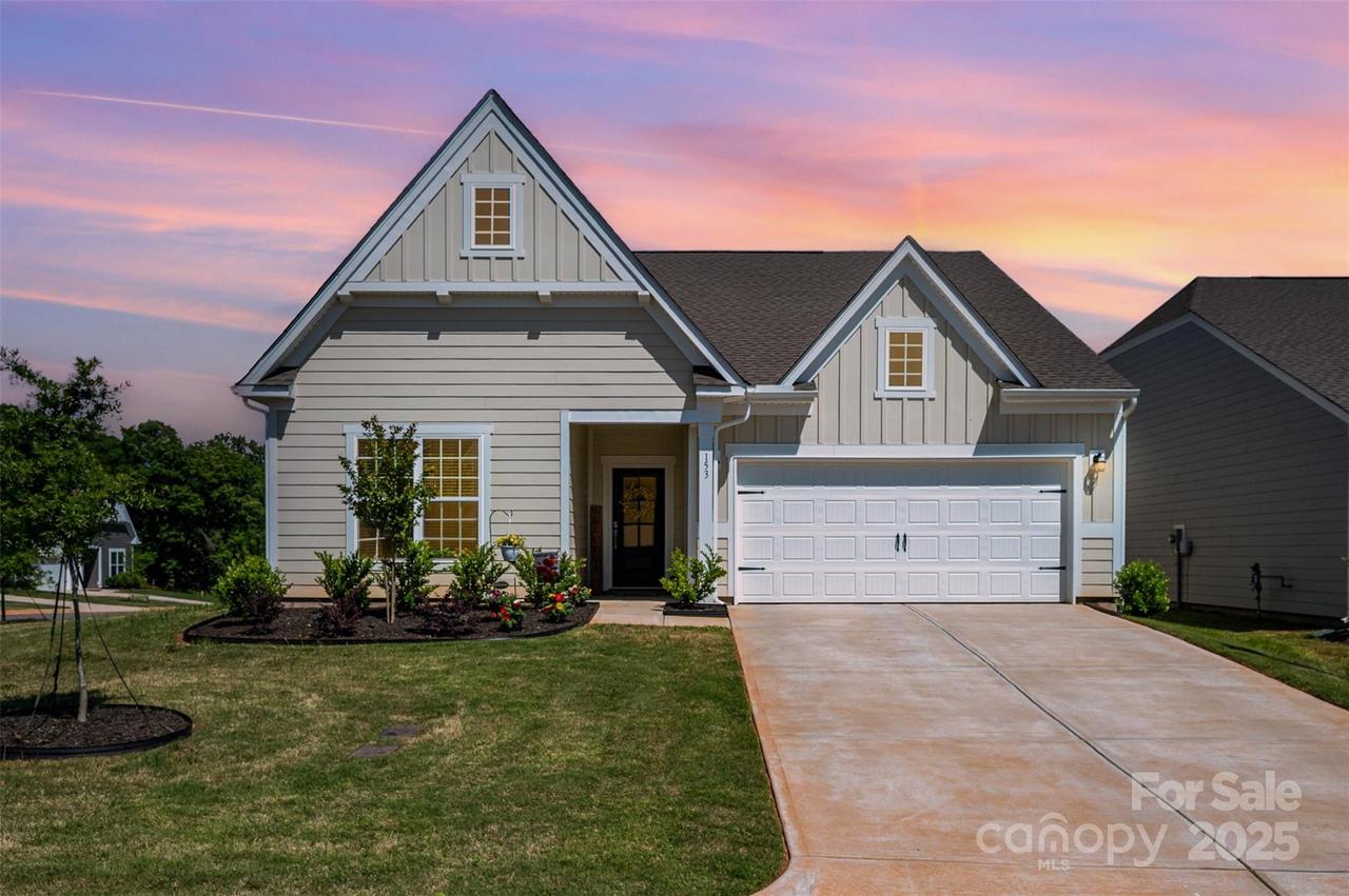 153 Pampas Pl., Statesville, NC 28625