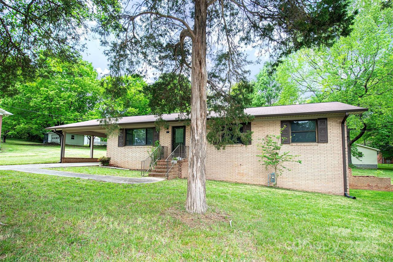 134 Piedmont Dr., Kannapolis, NC 28081