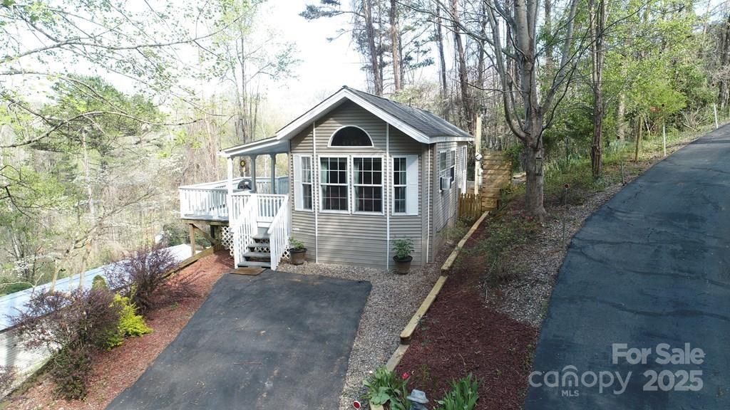 48 Homestead Ave., Bryson City, NC 28713