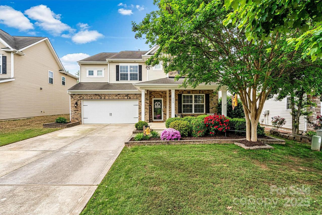 575 Marthas View Dr., Huntersville, NC 28078