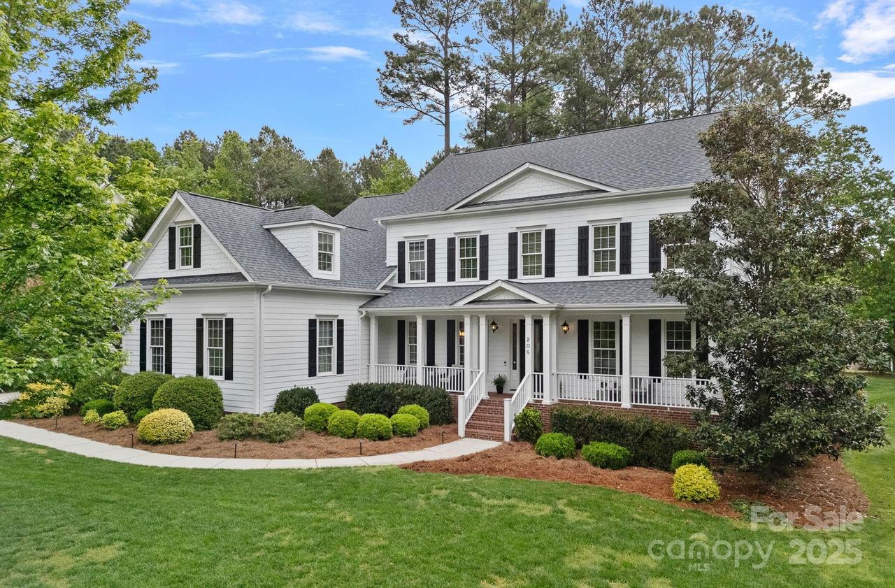 208 Grasshopper Cir., Mooresville, NC 28117