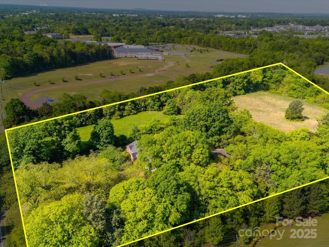 4109 Sandy Porter Rd., Charlotte, NC 28273