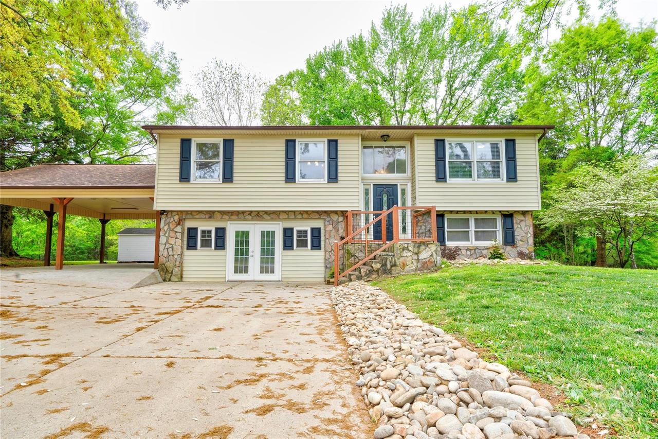 19 Horace Grigg Cir., Shelby, NC 28152