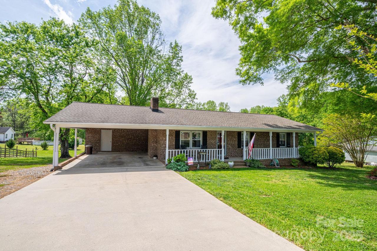 111 Peoria Ln., Kings Mountain, NC 28086