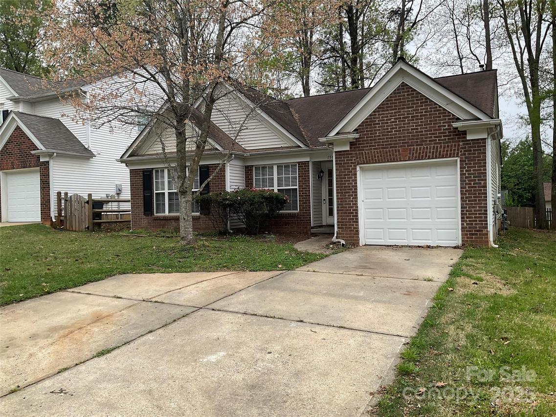 1507 Rumstone Ln., Charlotte, NC 28262