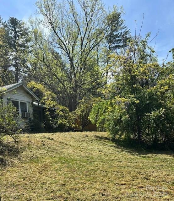 202 Old Chimney Rock Rd., Hendersonville, NC 28792