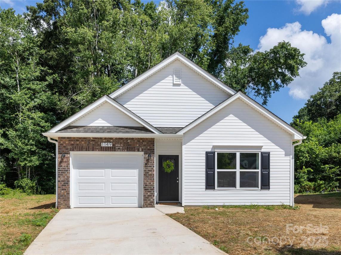 1149 Thayer Glen Ct., Charlotte, NC 28213