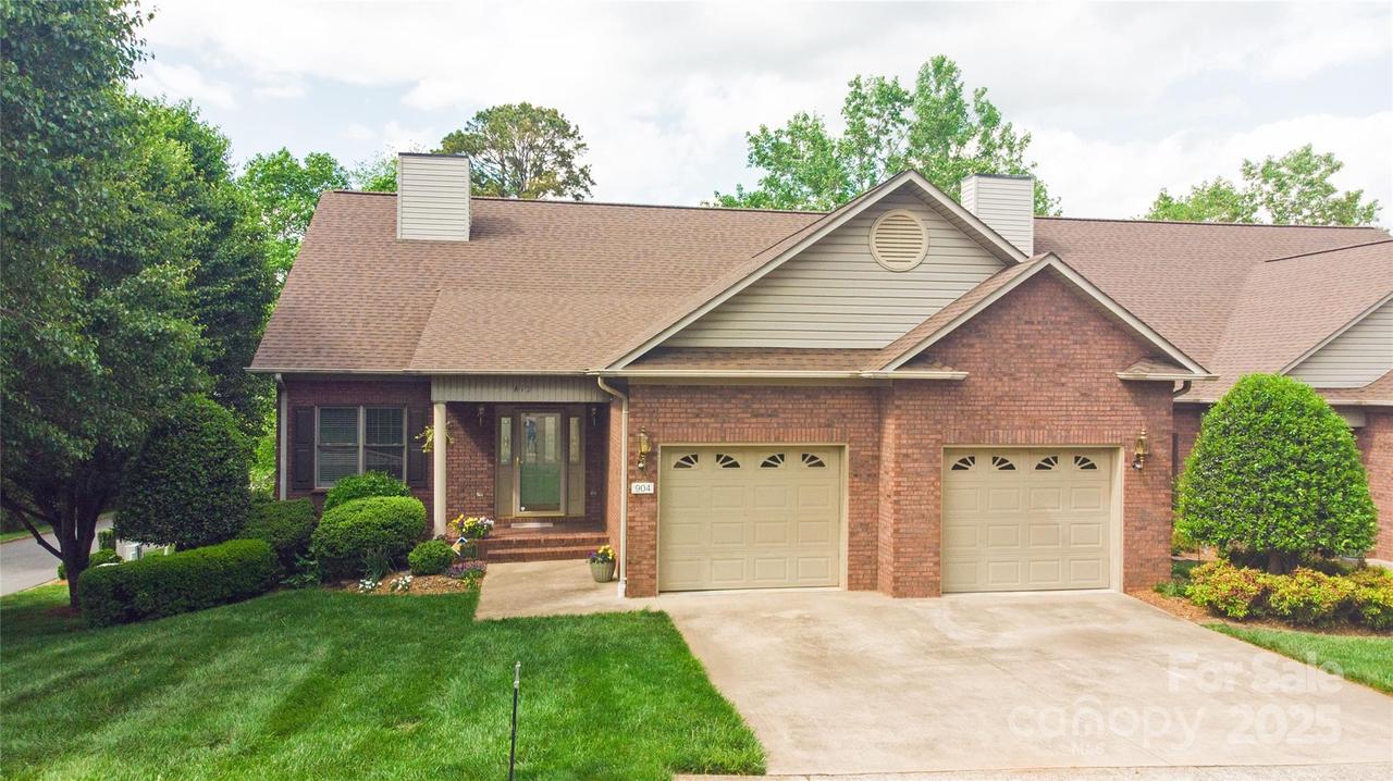 904 3rd Street Pl., Conover, NC 28613