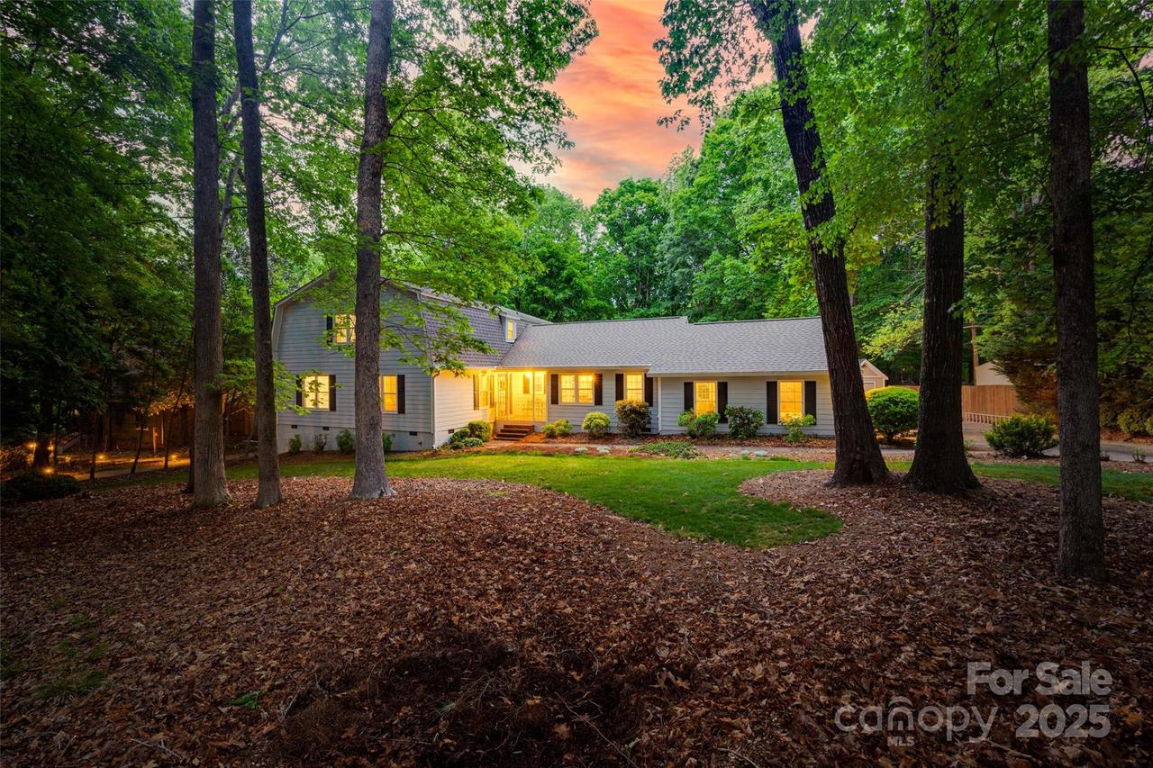9439 White Hemlock Ln., Charlotte, NC 28270
