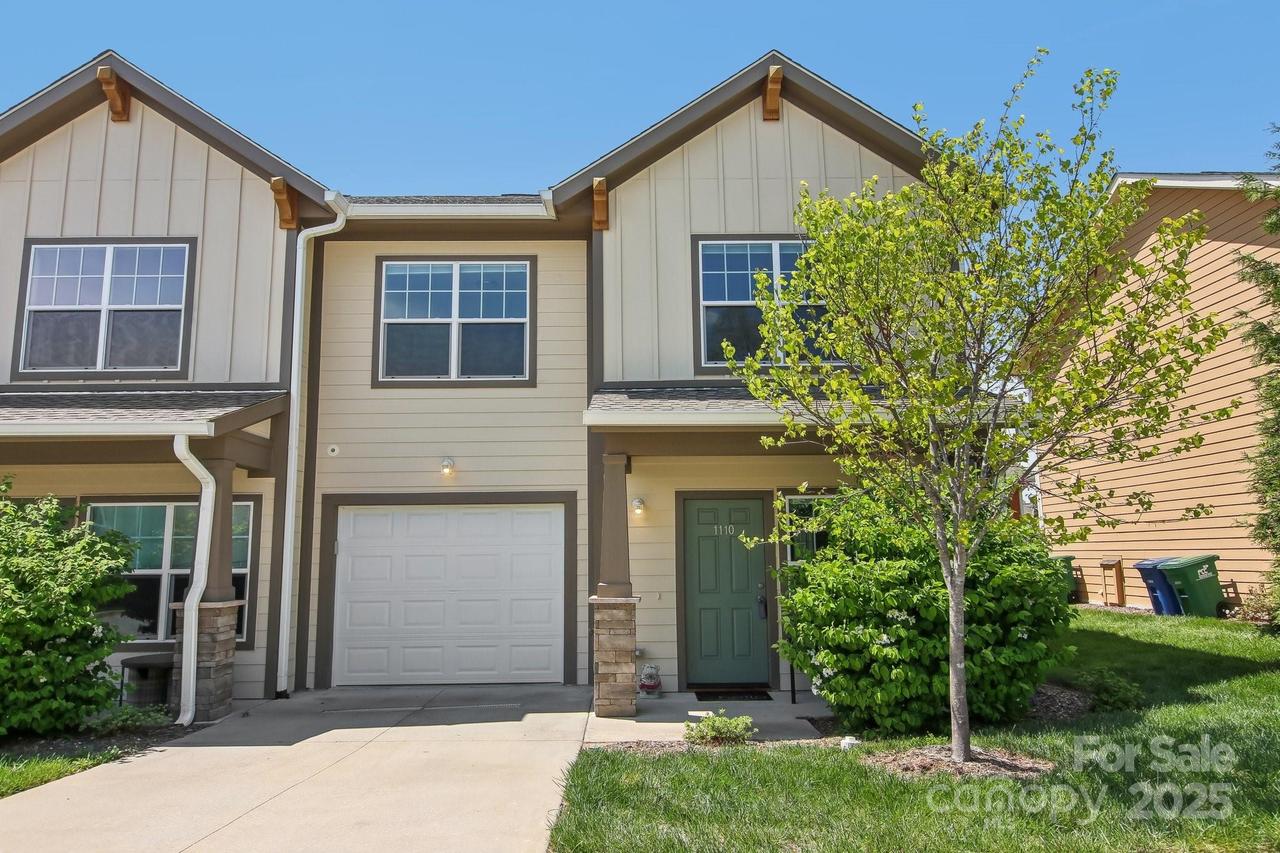 1110 Lynwood Forest Rd., Arden, NC 28704