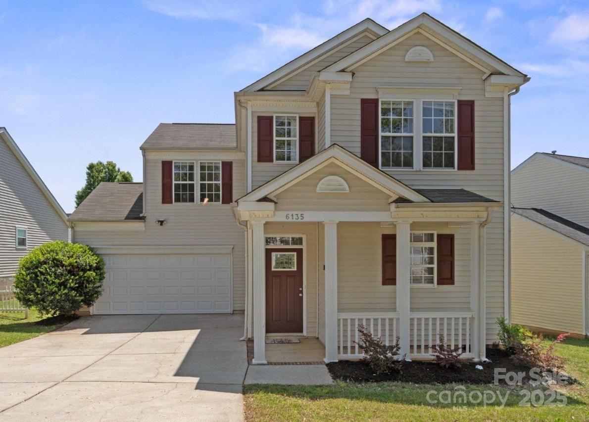 6135 Raisin Tree Ln., Charlotte, NC 28215
