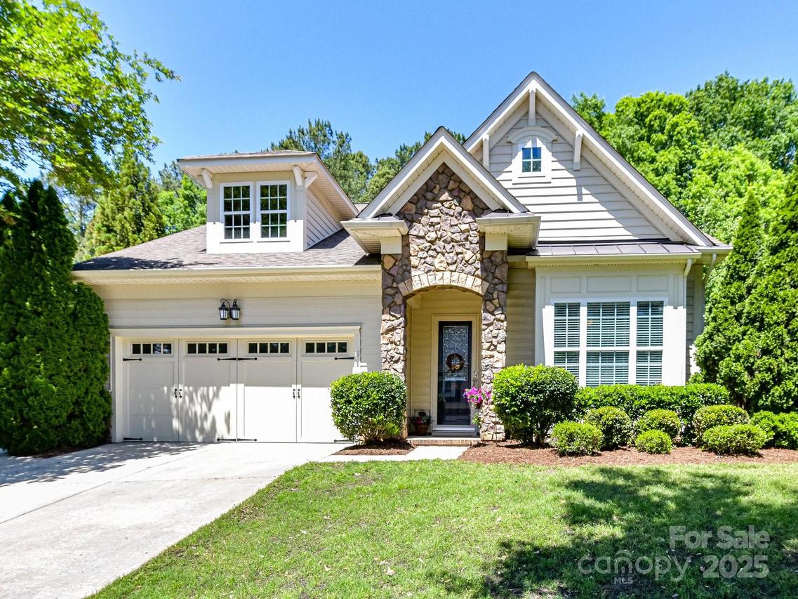 8708 Soaring Eagle Ln., Waxhaw, NC 28173