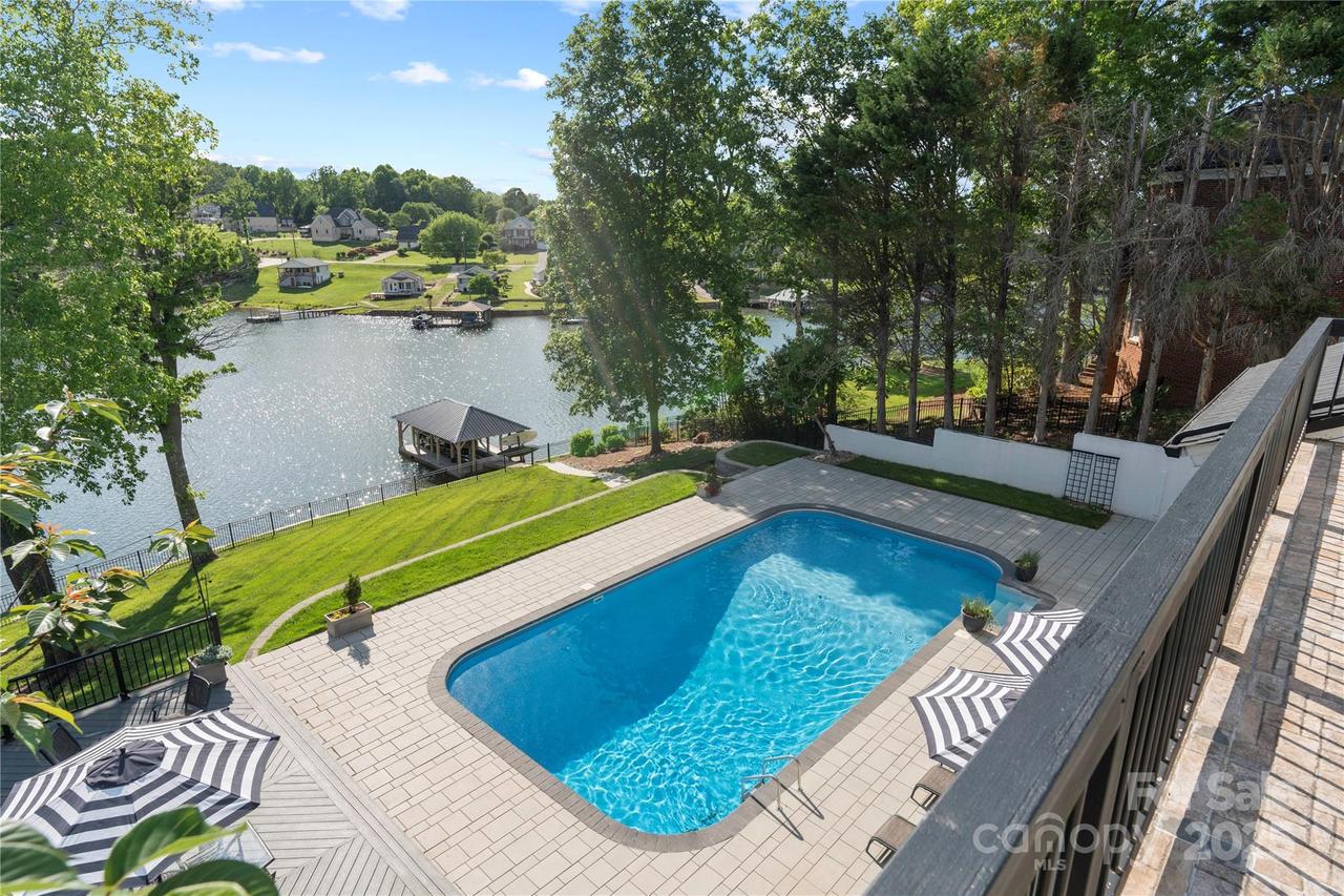 4039 5th St., Hickory, NC 28601