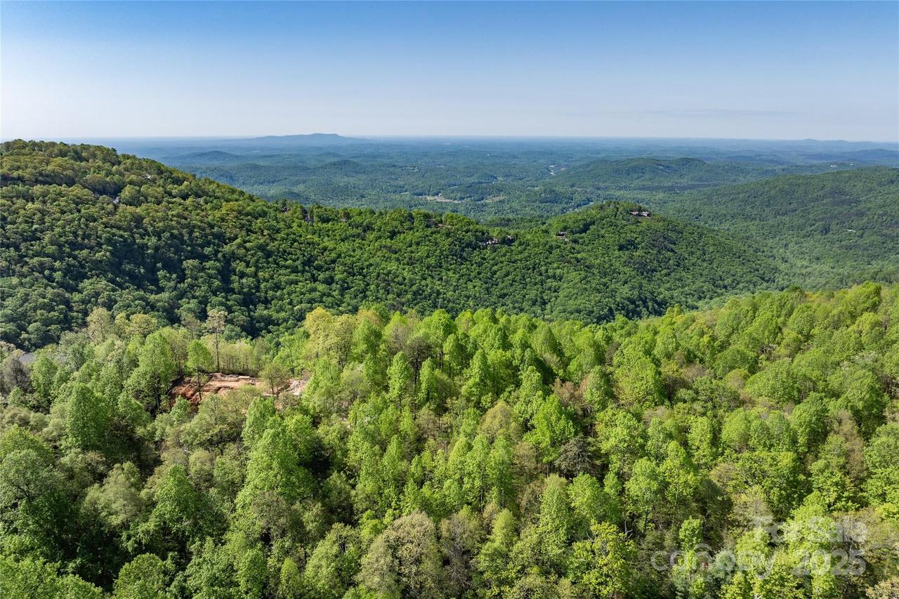 999 Mountain Summit Rd. #CVN-N-002, Zirconia, NC 28790