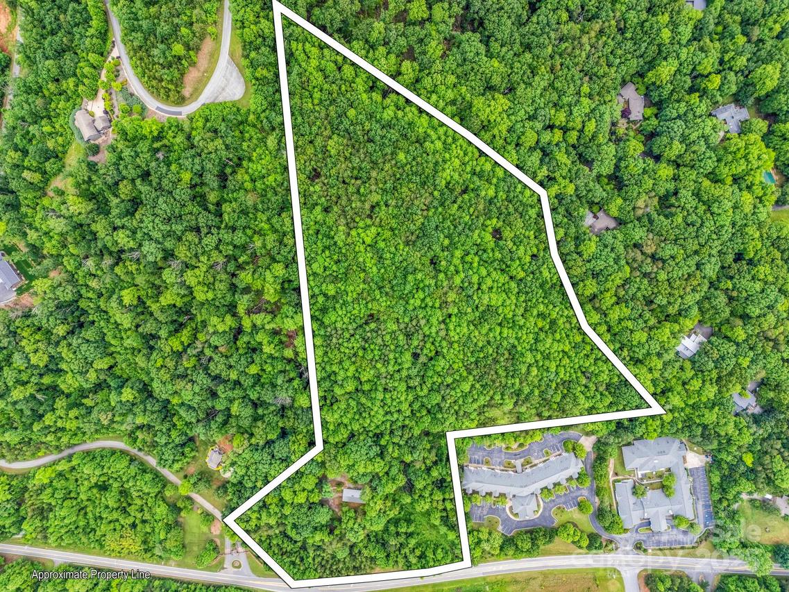 200 Little Wings Mountain Rd., Columbus, NC 28722