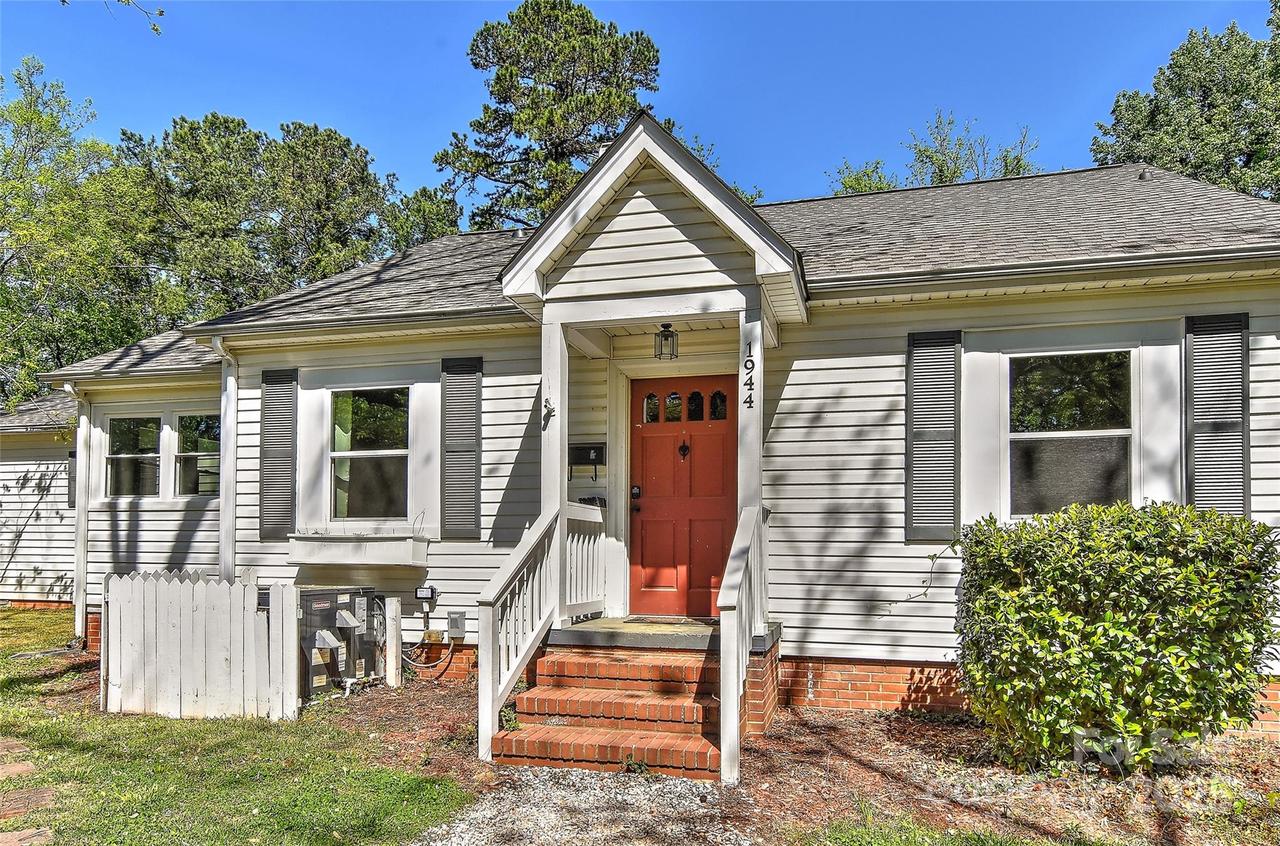 1944 Garibaldi Ave., Charlotte, NC 28208
