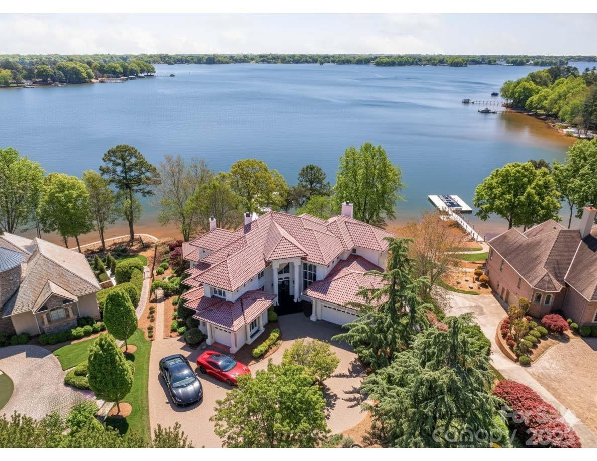 102 Eastham Ct., Mooresville, NC 28117
