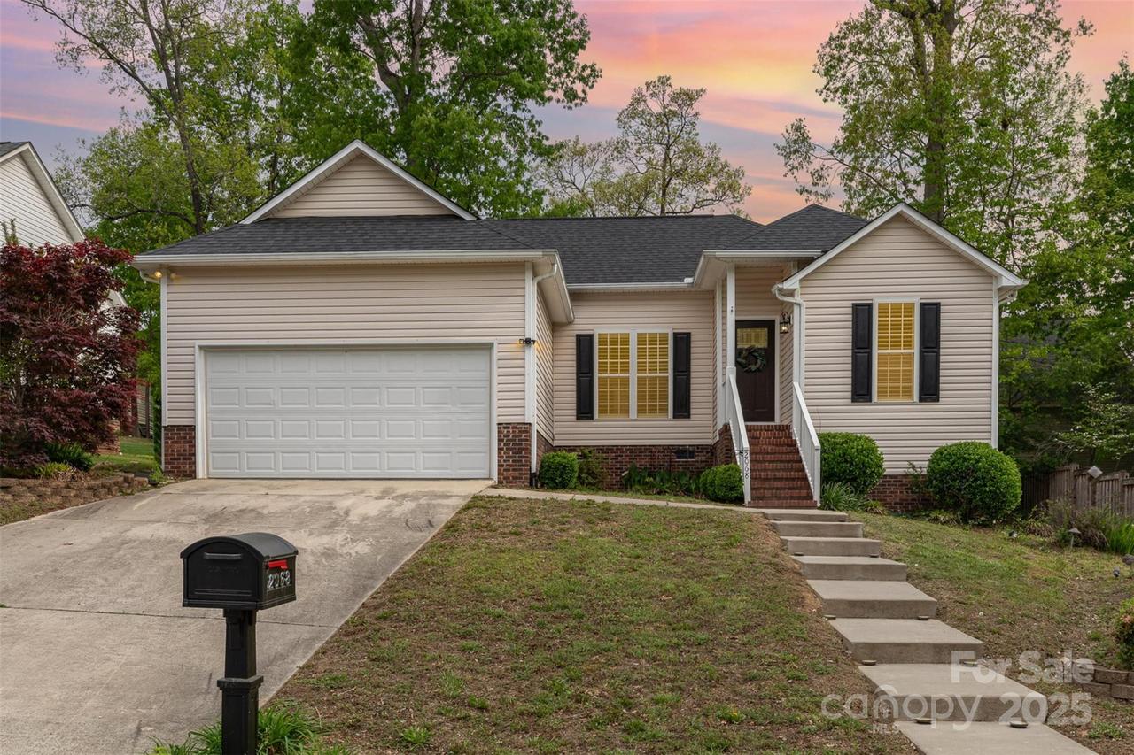 2068 Samantha Dr., Kannapolis, NC 28083