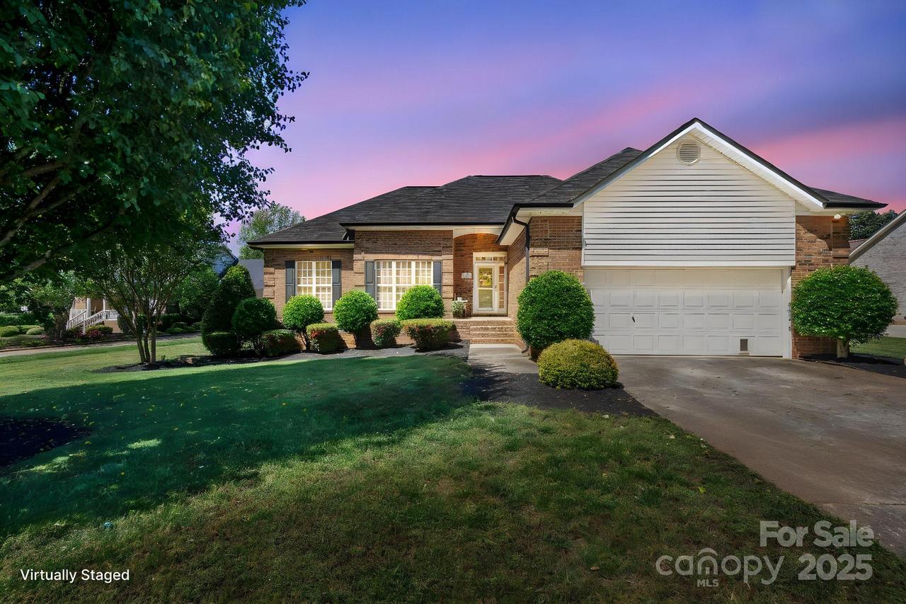 123 Shoreview Dr., Mooresville, NC 28117