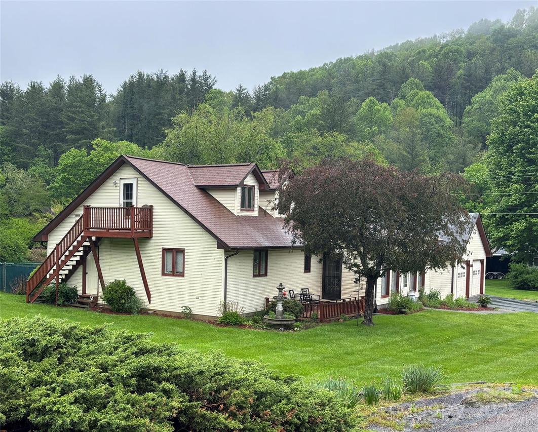 137 Clint Lewis Rd., Boone, NC 28607