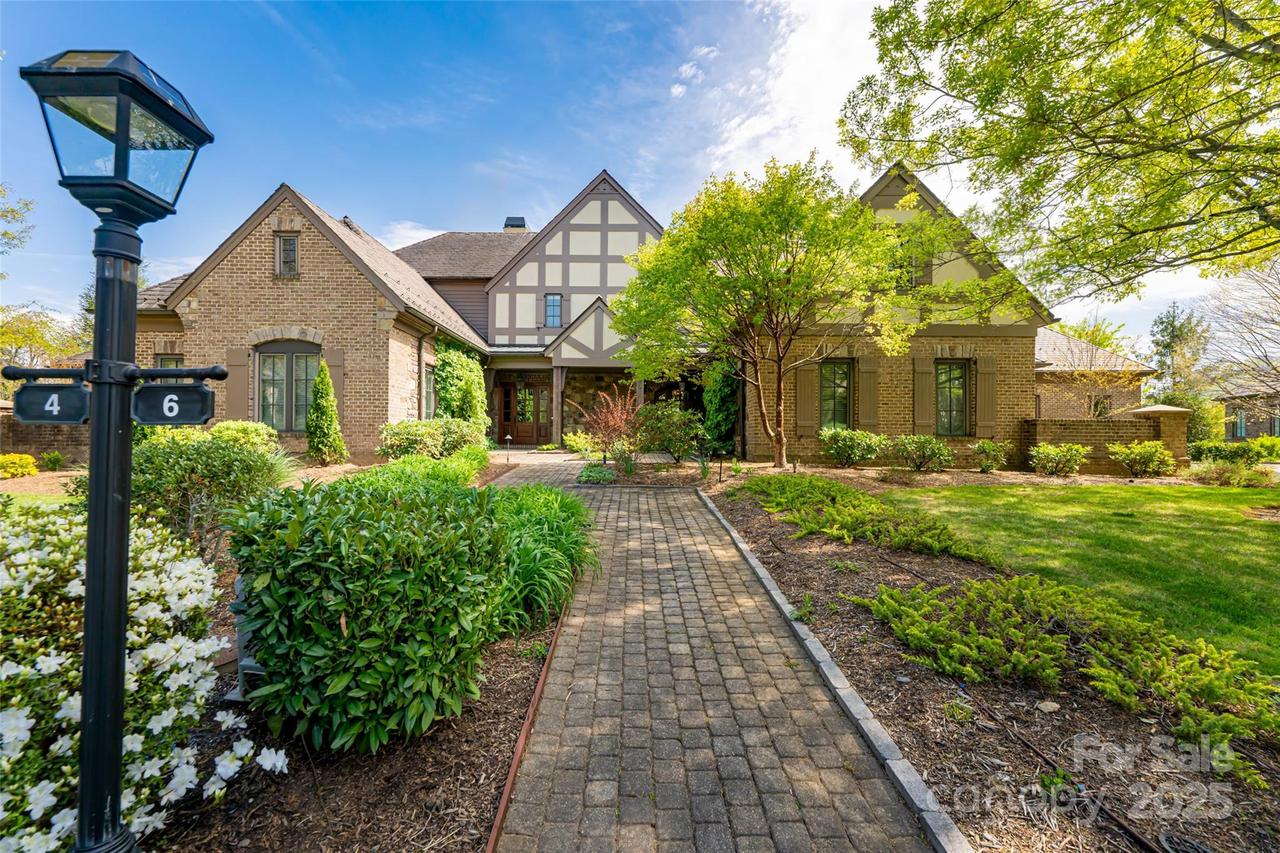 6 Golfside Ct., Arden, NC 28704