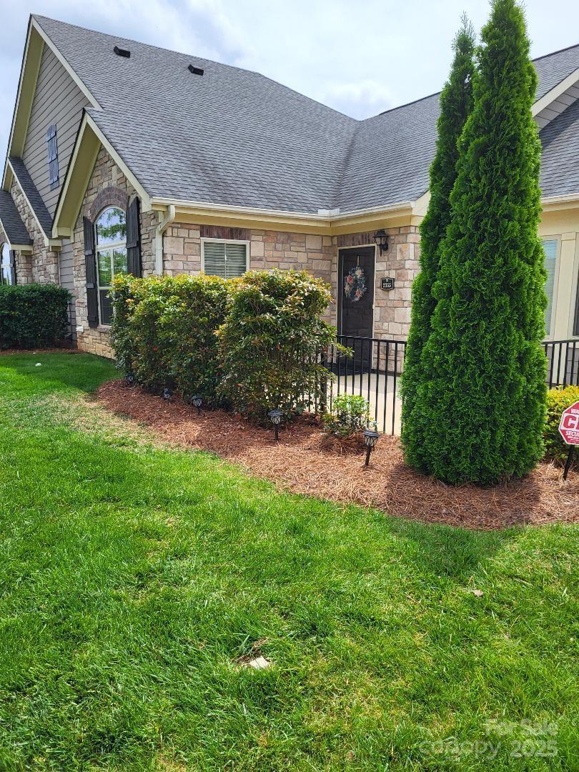 2355 Villa Oaks Ct., Gastonia, NC 28054