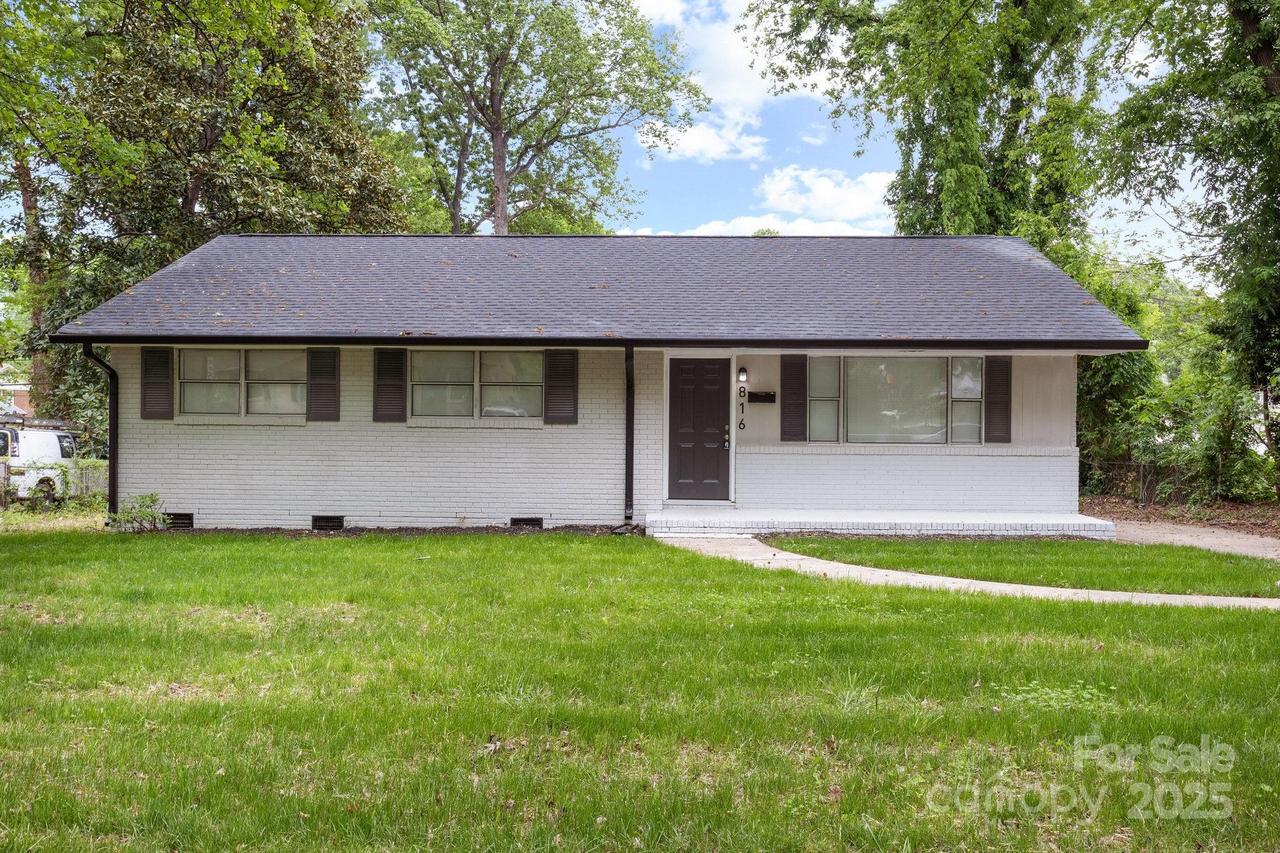 816 Echo Glen Rd., Charlotte, NC 28213