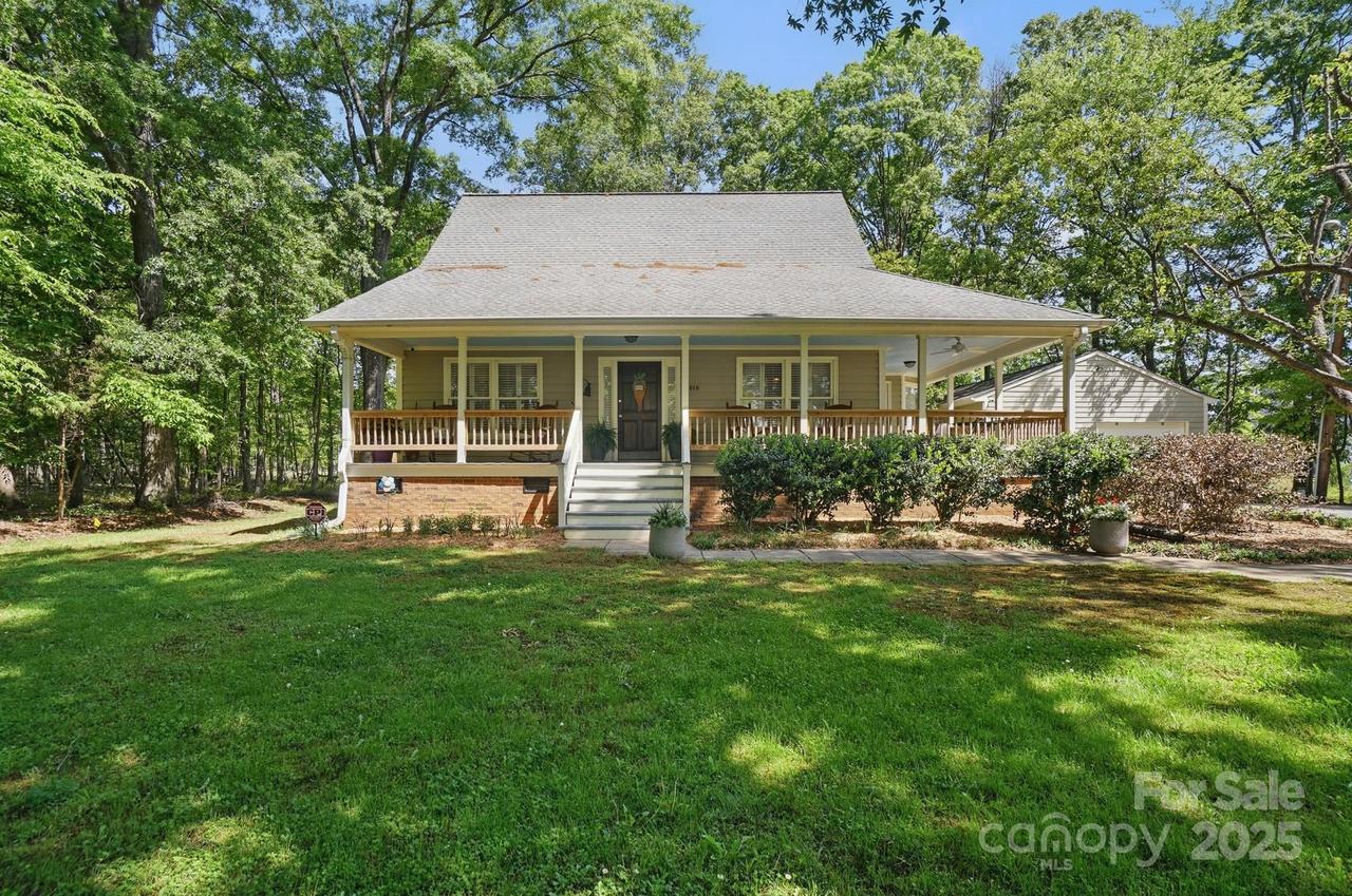13916 & 13912 Sledge Rd., Charlotte, NC 28278