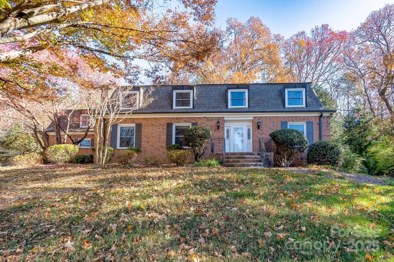 758 Williamsburg Dr., Concord, NC 28025