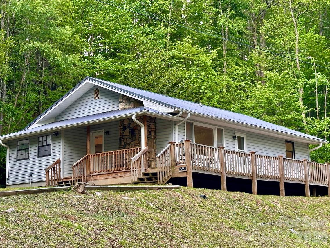 5381 State Hwy 197 S Hwy. #3, Burnsville, NC 28714