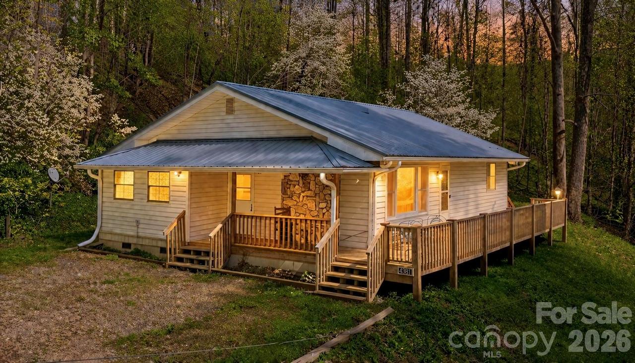 5381 State Hwy 197 S Hwy. #3, Burnsville, NC 28714