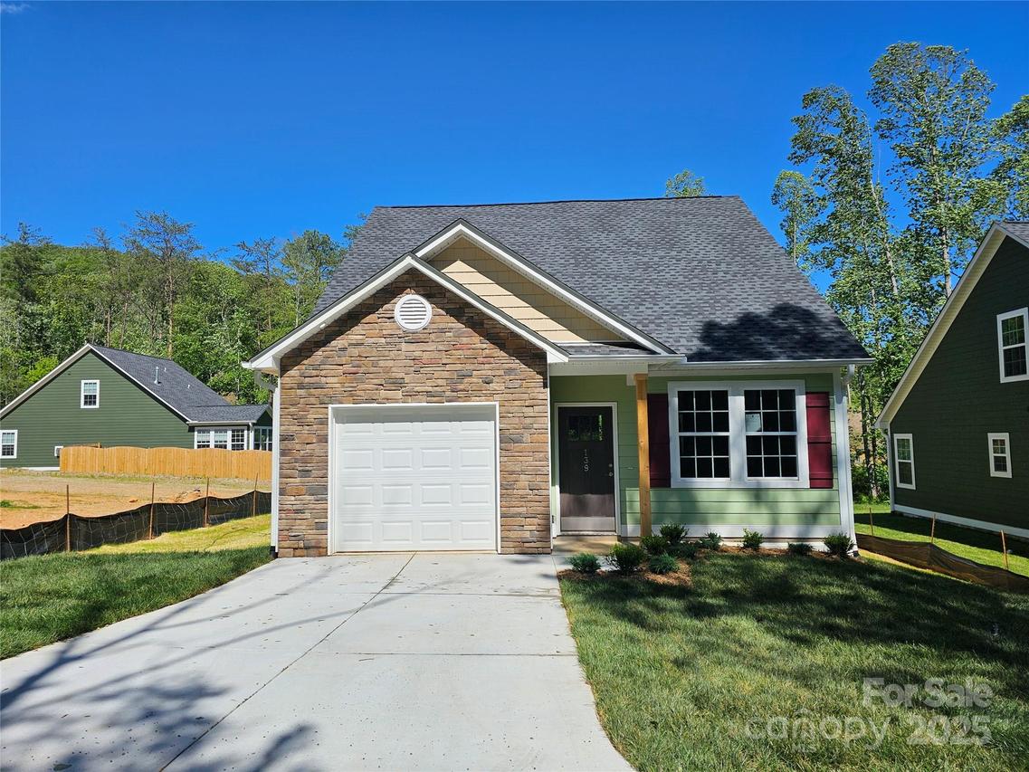 139 Brooks Cove Rd., Black Mountain, NC 28711