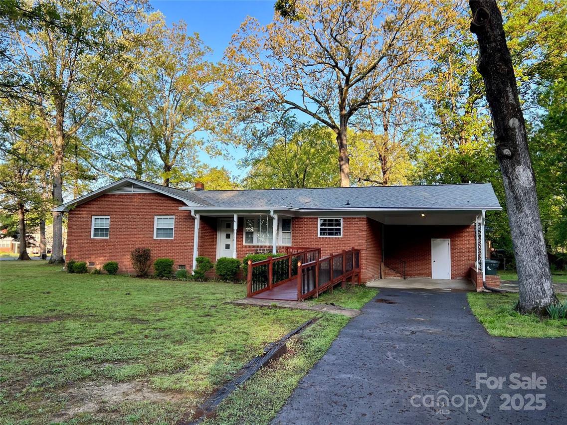 1903 Shady Ln., Monroe, NC 28110