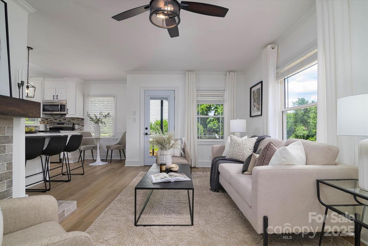 2138 Revolution Park Dr., Charlotte, NC 28208