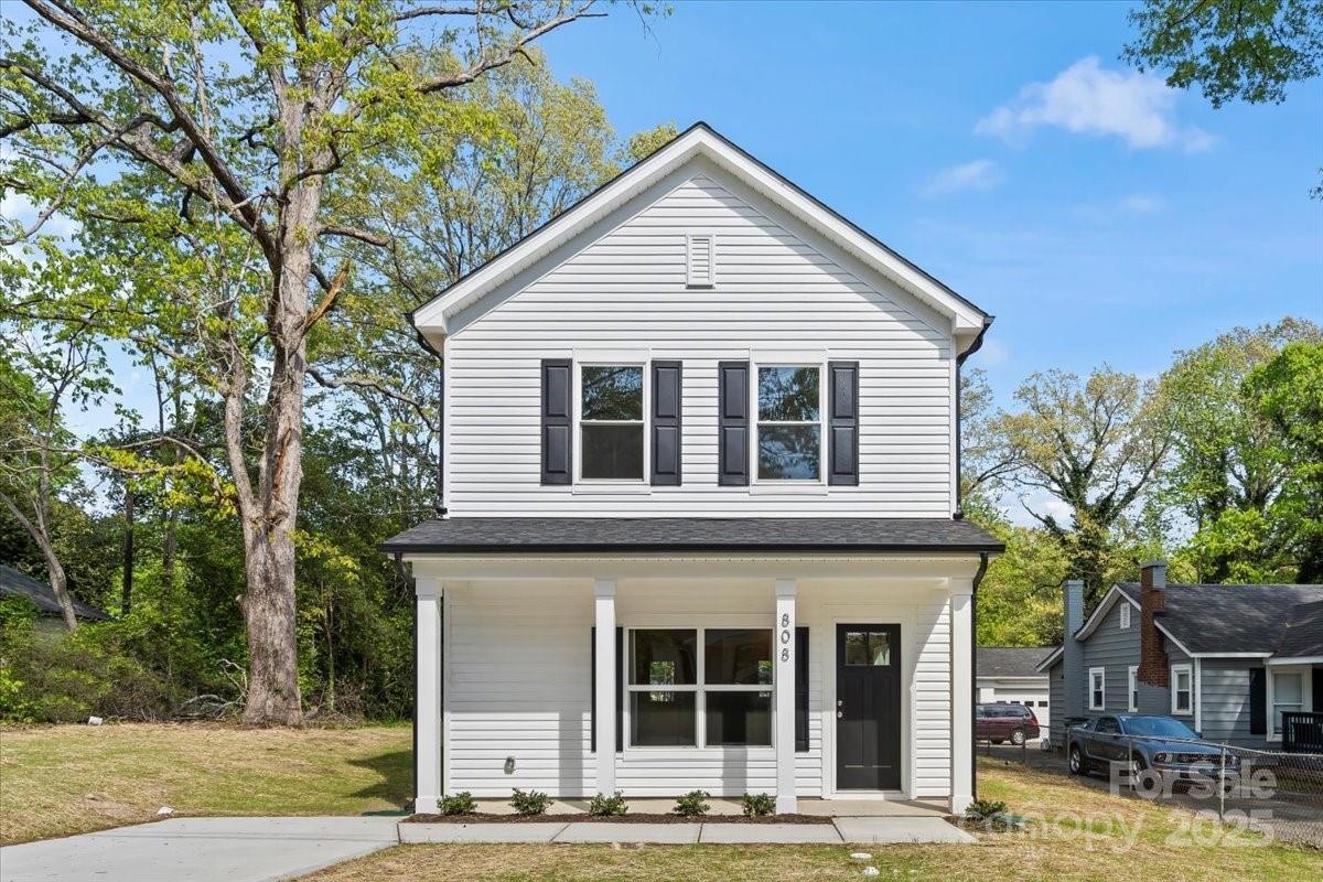 808 Carolyn Ave., Kannapolis, NC 28083