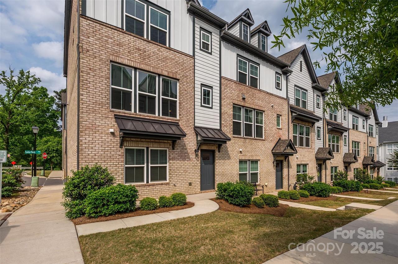604 Tudor Park Way #6, Charlotte, NC 28211