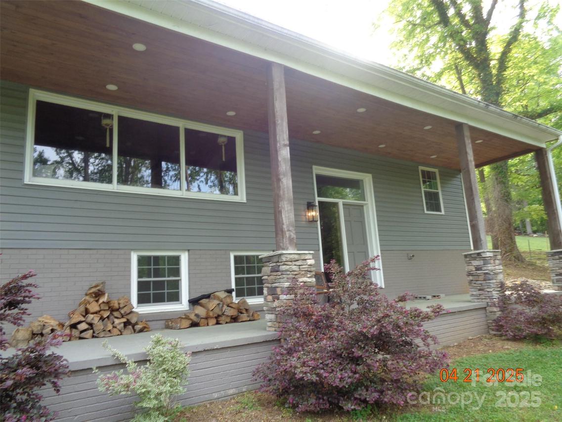 53 Forest Ave., Granite Falls, NC 28630