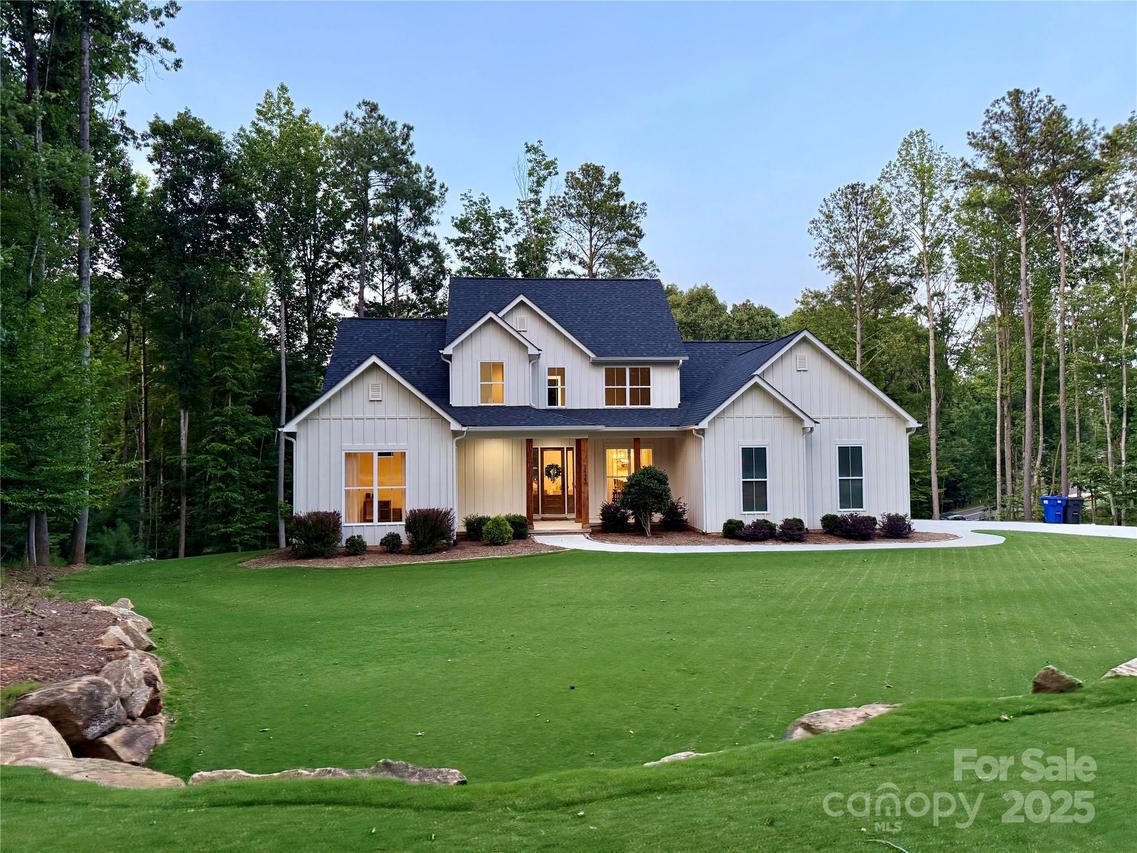 1123 Fern Hill Rd., Mooresville, NC 28117