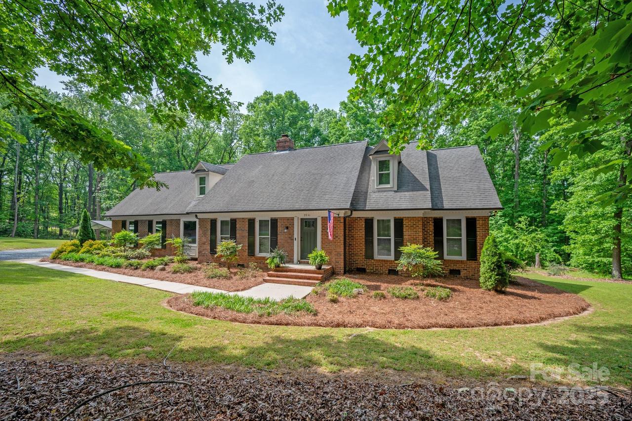 9941 Heritage Oak Ln., Waxhaw, NC 28173