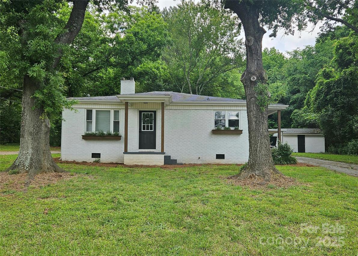 13131 601 Hwy., Midland, NC 28107