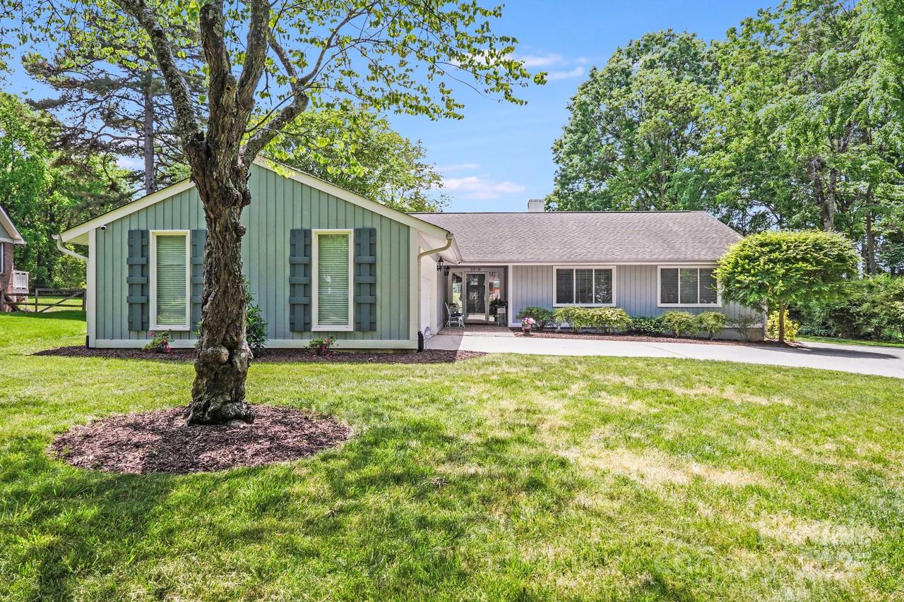 3619 Chilham Pl., Charlotte, NC 28226